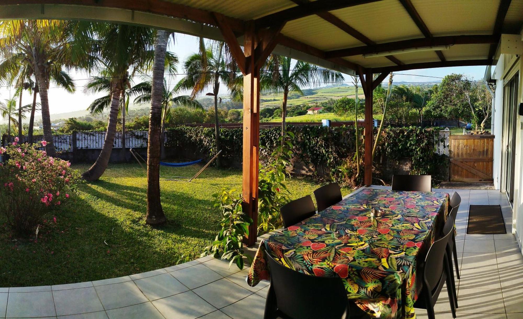 Maison Les Cocotiers De Plaiz'Anse Petite Île Kültér fotó