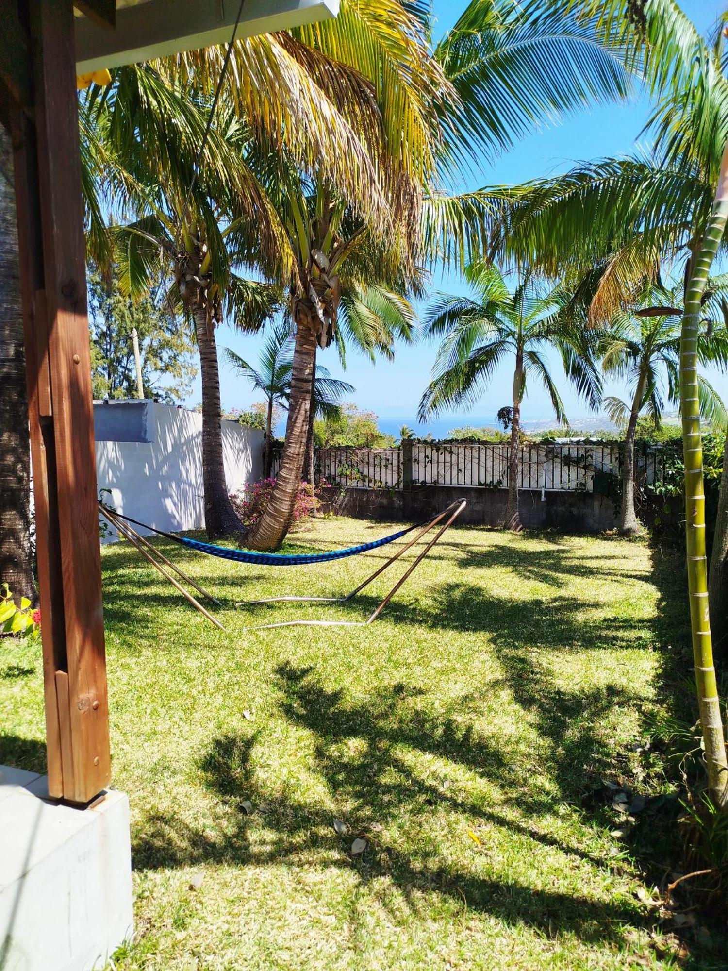 Maison Les Cocotiers De Plaiz'Anse Petite Île Kültér fotó
